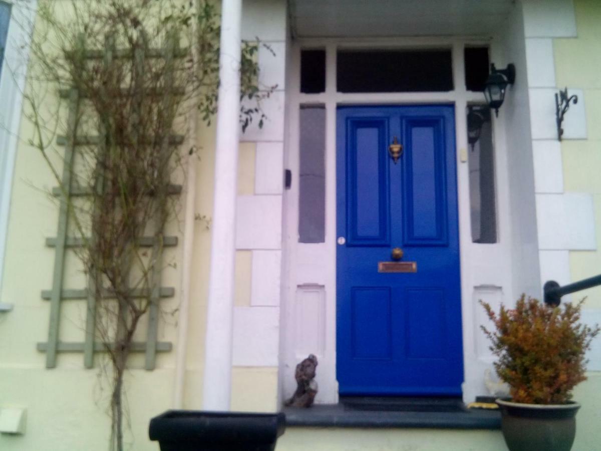 Y Garreg Wen Bed and Breakfast Llanybyther Εξωτερικό φωτογραφία